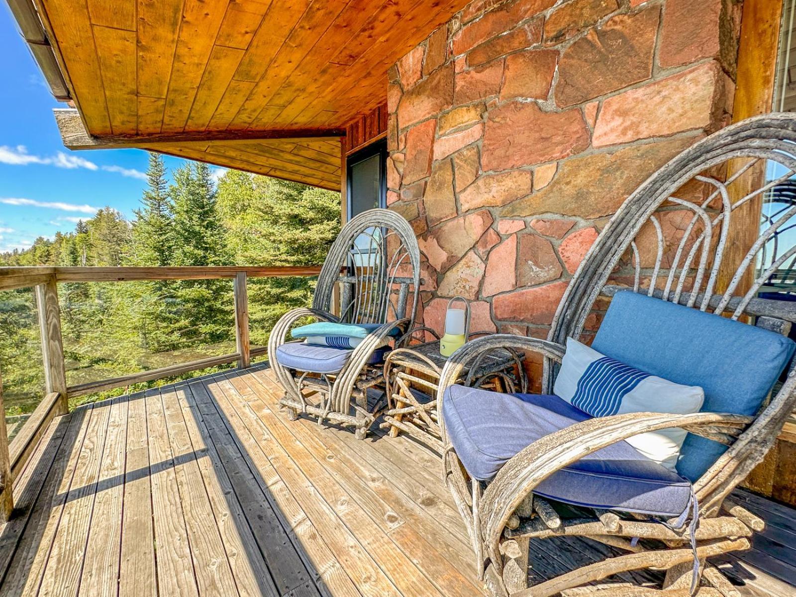 Baileys On The Lake By Cascade Vacation Rentals Лутсен Экстерьер фото