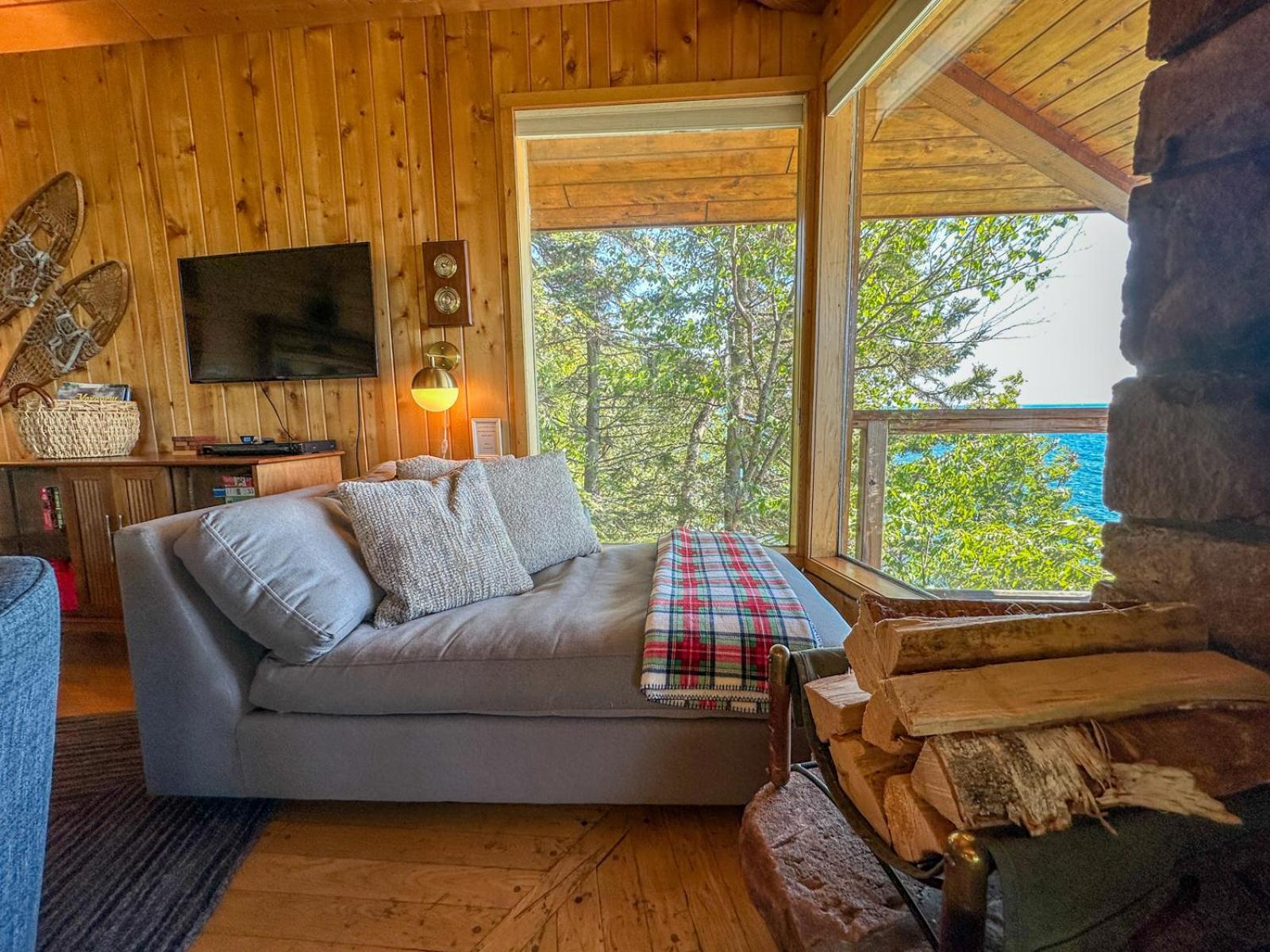 Baileys On The Lake By Cascade Vacation Rentals Лутсен Экстерьер фото